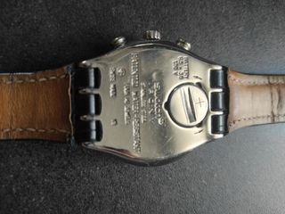 Orologio Swatch Irony in pelle nera