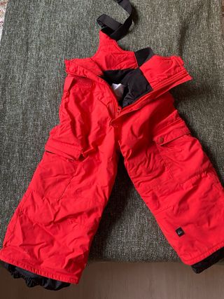 Mono de esquí marca QUIKSILVER para niñ@ (2 años)