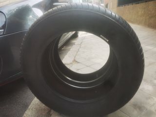 Neumáticos de coche