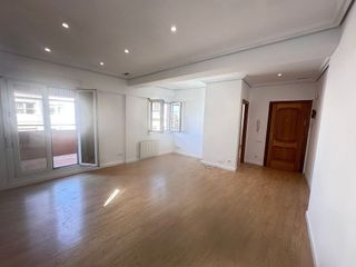 Piso en alquiler en Centro - Ayuntamiento en Santander