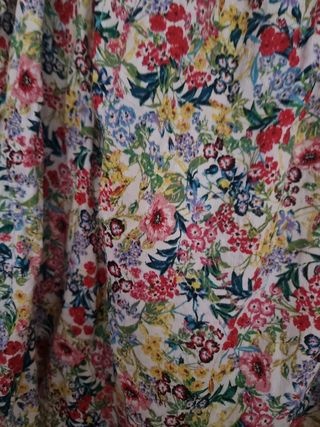 Blusa H&M floral talla 44