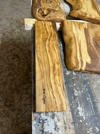 Taglieri in legno di ulivo