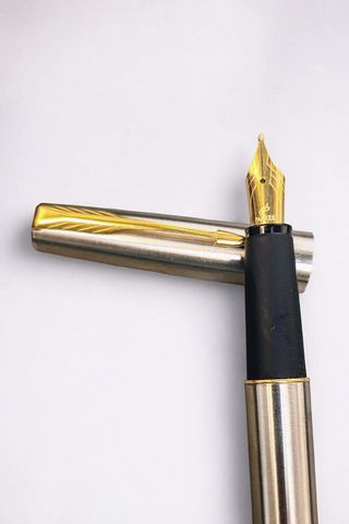 Estuche Parker Frontier