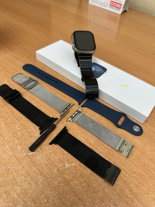 Apple Watch Serie 9 45mm + 4 Correas