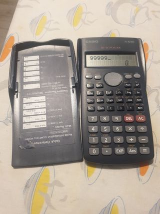 Calculadora Casio FX-82MS