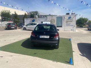 Peugeot 207 2007
