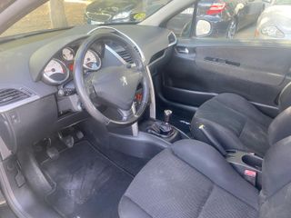 Peugeot 207 2007