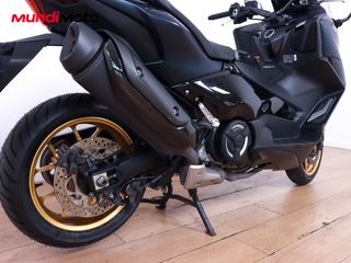 YAMAHA T-MAX 560 TECH MAX