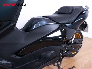 YAMAHA T-MAX 560 TECH MAX
