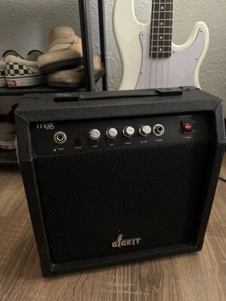 Amplificador GIGKIT 40W Bajo/Guitarra