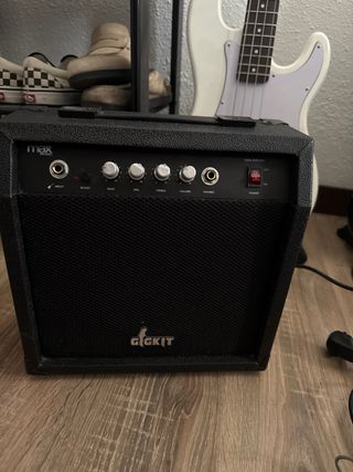 Amplificador GIGKIT 40W Bajo/Guitarra