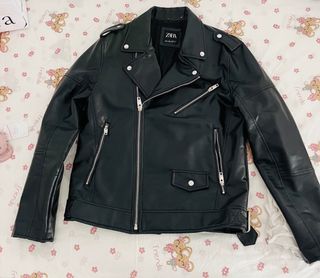 Cazadora Zara cremalleras tipo rock