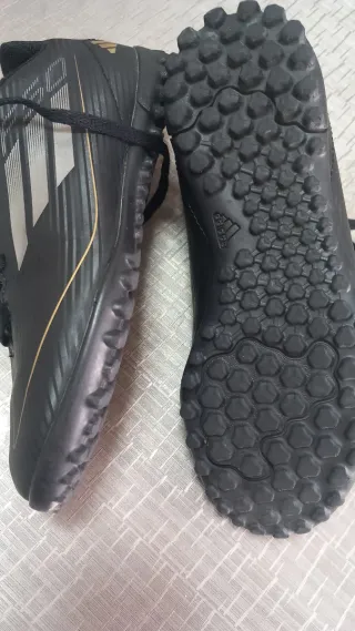 Botas de fútbol Adidas F50 Negras