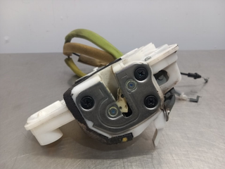 CERRADURA PUERTA DELANTERA IZQUIERDA MAZDA 3 BERL