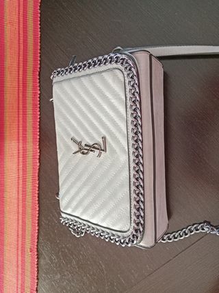 Bolso YSL plateado acolchado