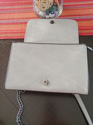 Bolso YSL plateado acolchado