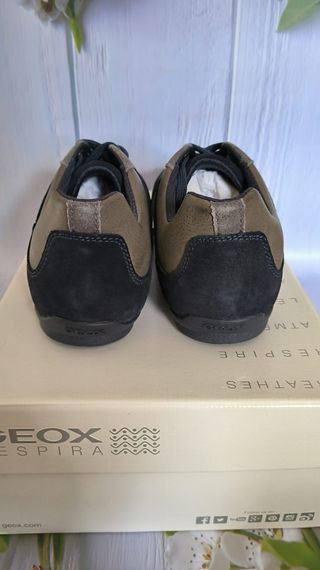 Zapatillas Geox N40 azul marino y gris