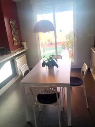 Mesa y 4 Sillas IKEA