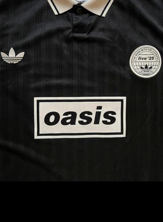Camiseta Adidas Oasis Tour Jacquard Negra