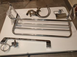 Accesorios de Baño - Grifo y Toallero