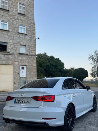 Audi A3 2.0 tdi limousine stronic / sline 