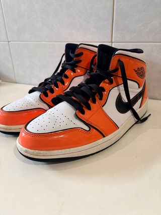 Nike Air Jordan 1 Mid SE Turf Orange