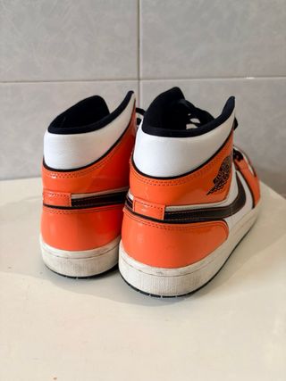 Nike Air Jordan 1 Mid SE Turf Orange
