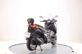 YAMAHA X-Max 125 2022