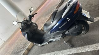 Suzuki Burgman 150 Azul