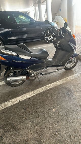 Suzuki Burgman 150 Azul
