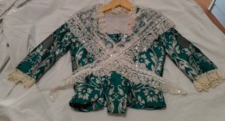 Traje Fallera Talla 36 con Manteletas