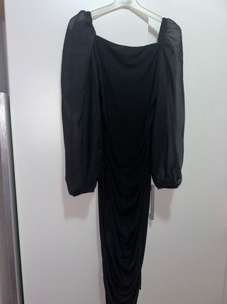 Vestido negro manga larga