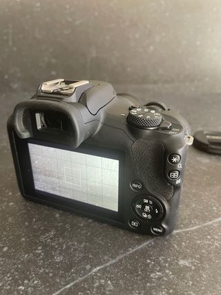 Camara Canon EOS R100- Entrega inmediata