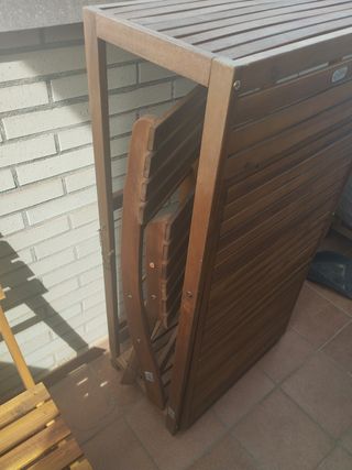Mesa y sillas de terraza plegables
