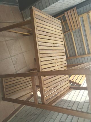 Mesa y sillas de terraza plegables