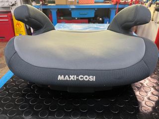 NEGOCIABLE 
Alzador Coche Maxi-Cosi Isofix sin esp