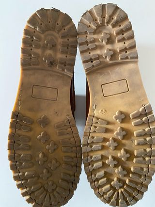 Zapatos náuticos de cuero marrón