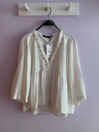 Camisa Zara blanca con pedrería Talla XS