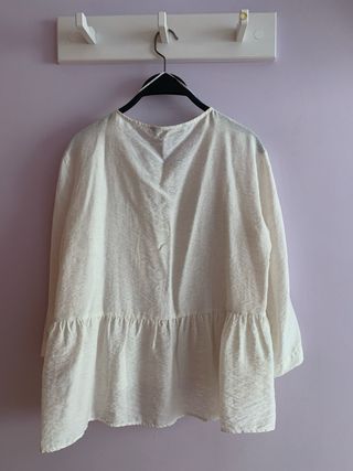 Camisa Zara blanca con pedrería Talla XS