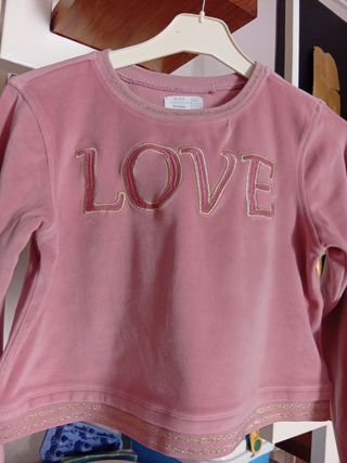 Sudadera terciopelo rosa palo y doradaCorte Inglés