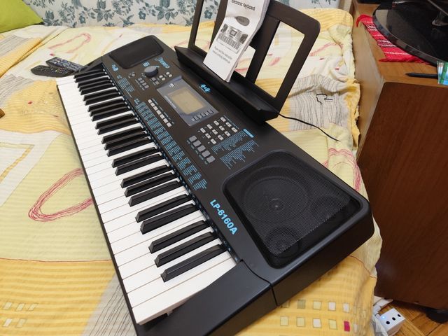 Teclado Electrónico Stereo LP-6160A