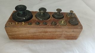 Set Pesi Antichi in Legno