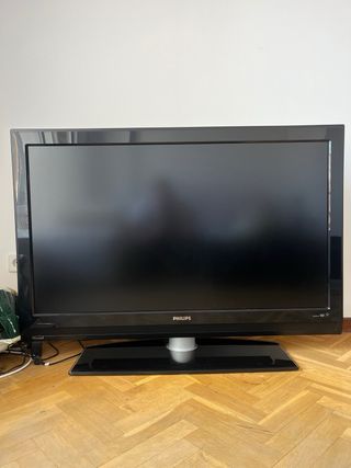 TV Philips 47'' NO SMART TV
