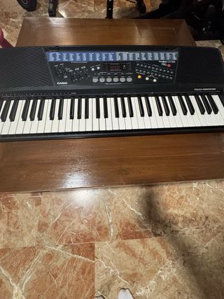 Teclado Casio ToneBank CT-700