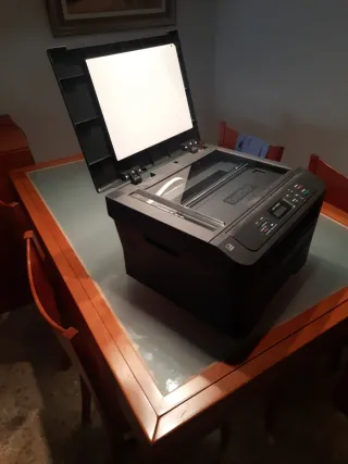 Impresora Escáner Brother DCP-7060D
