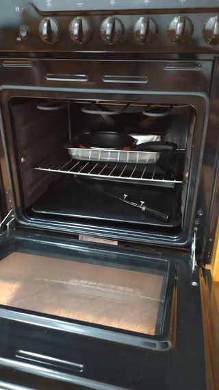 Horno y Vitrocerámica Teka + Fregadero