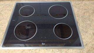 Horno y Vitrocerámica Teka + Fregadero