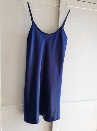 Camisón satinado azul marino