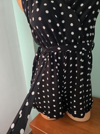 MONO DE MUJER. NUEVO. TALLA ÚNICA 