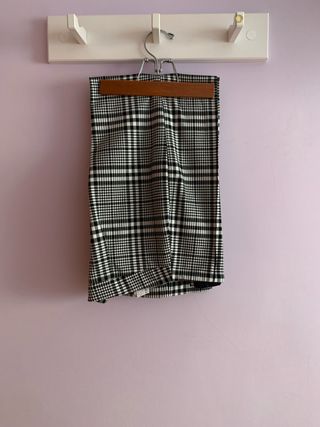 Pantalón Zara cuadros blanco y negro